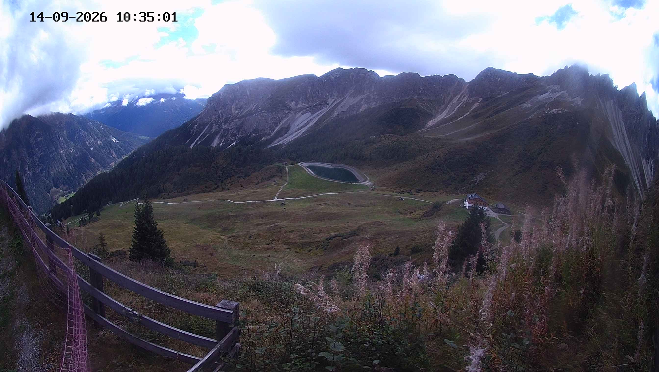 Archiv Foto Webcam Ladurns - Edelweißhütte