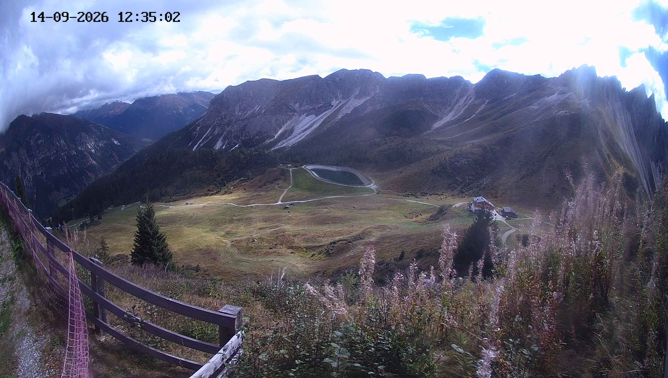 Archiv Foto Webcam Ladurns - Edelweißhütte