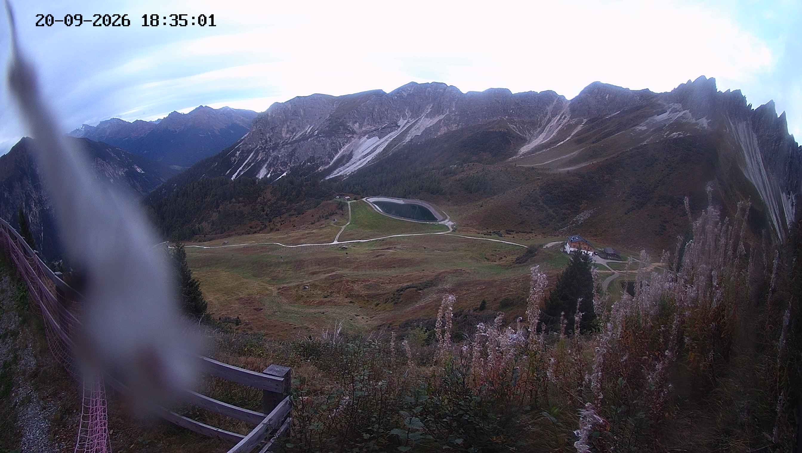 Archiv Foto Webcam Ladurns - Edelweißhütte