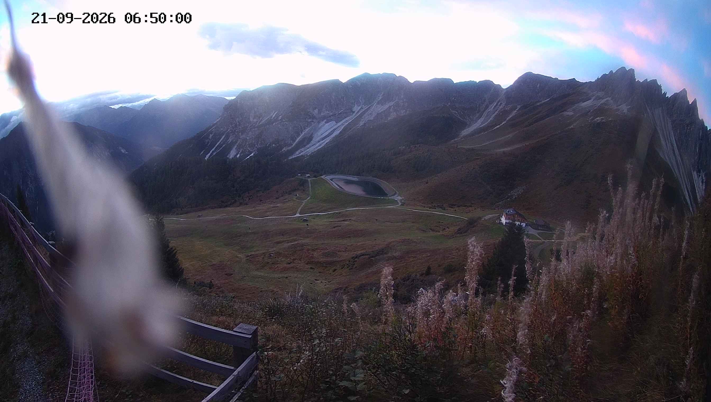 Archiv Foto Webcam Ladurns - Edelweißhütte