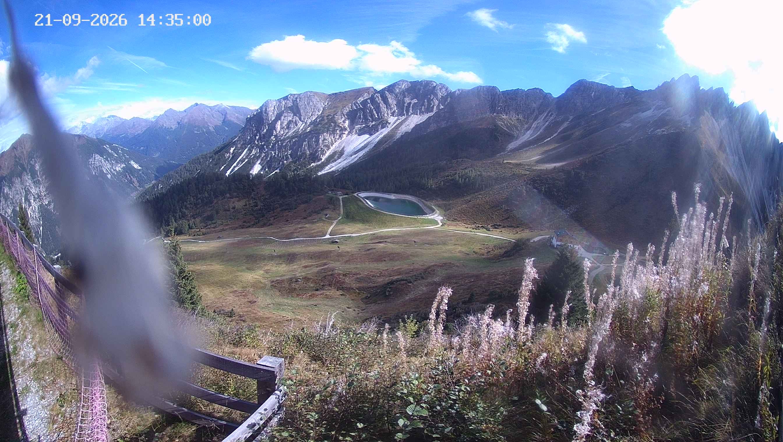 Archiv Foto Webcam Ladurns - Edelweißhütte