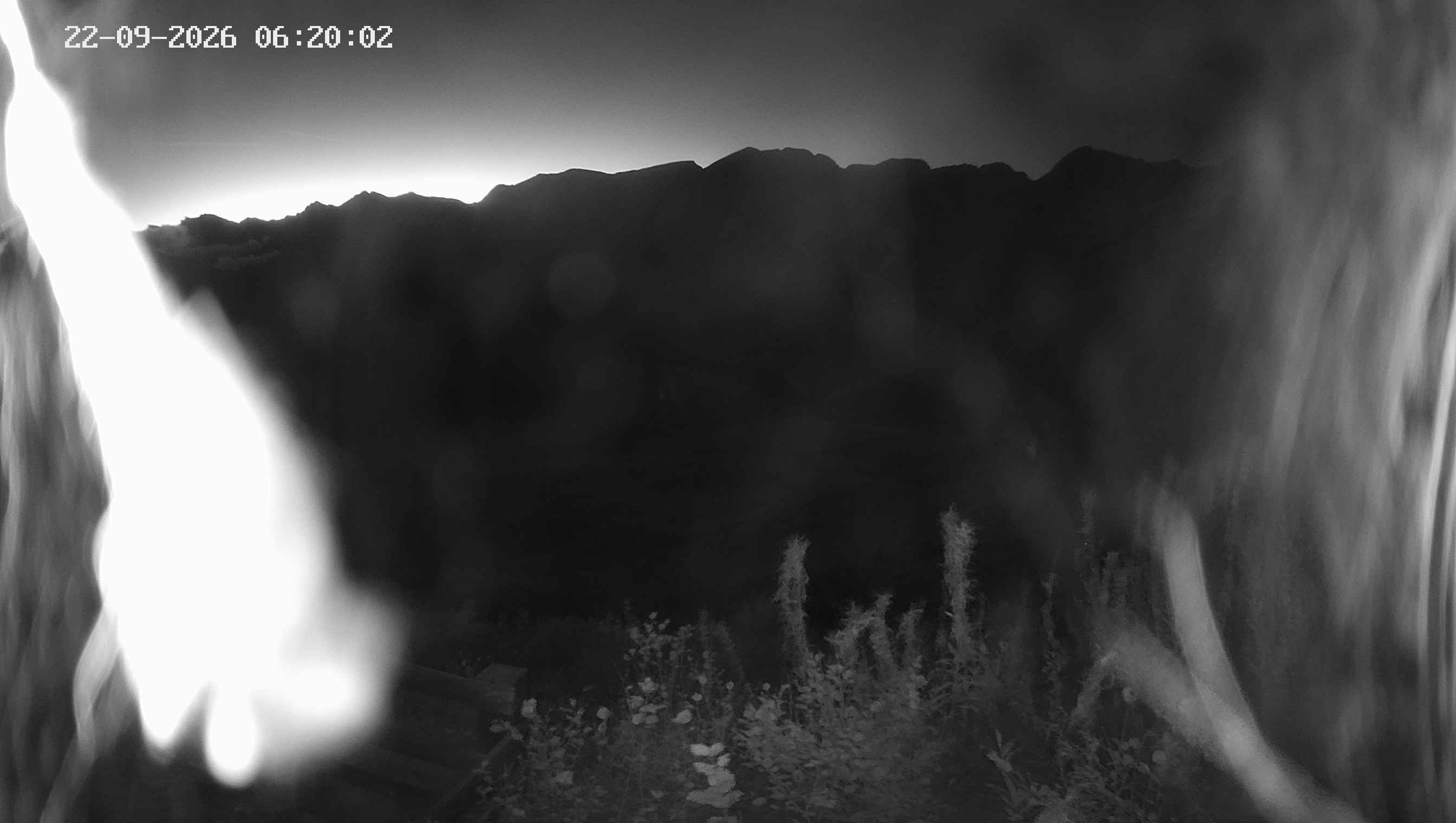 Archiv Foto Webcam Ladurns - Edelweißhütte
