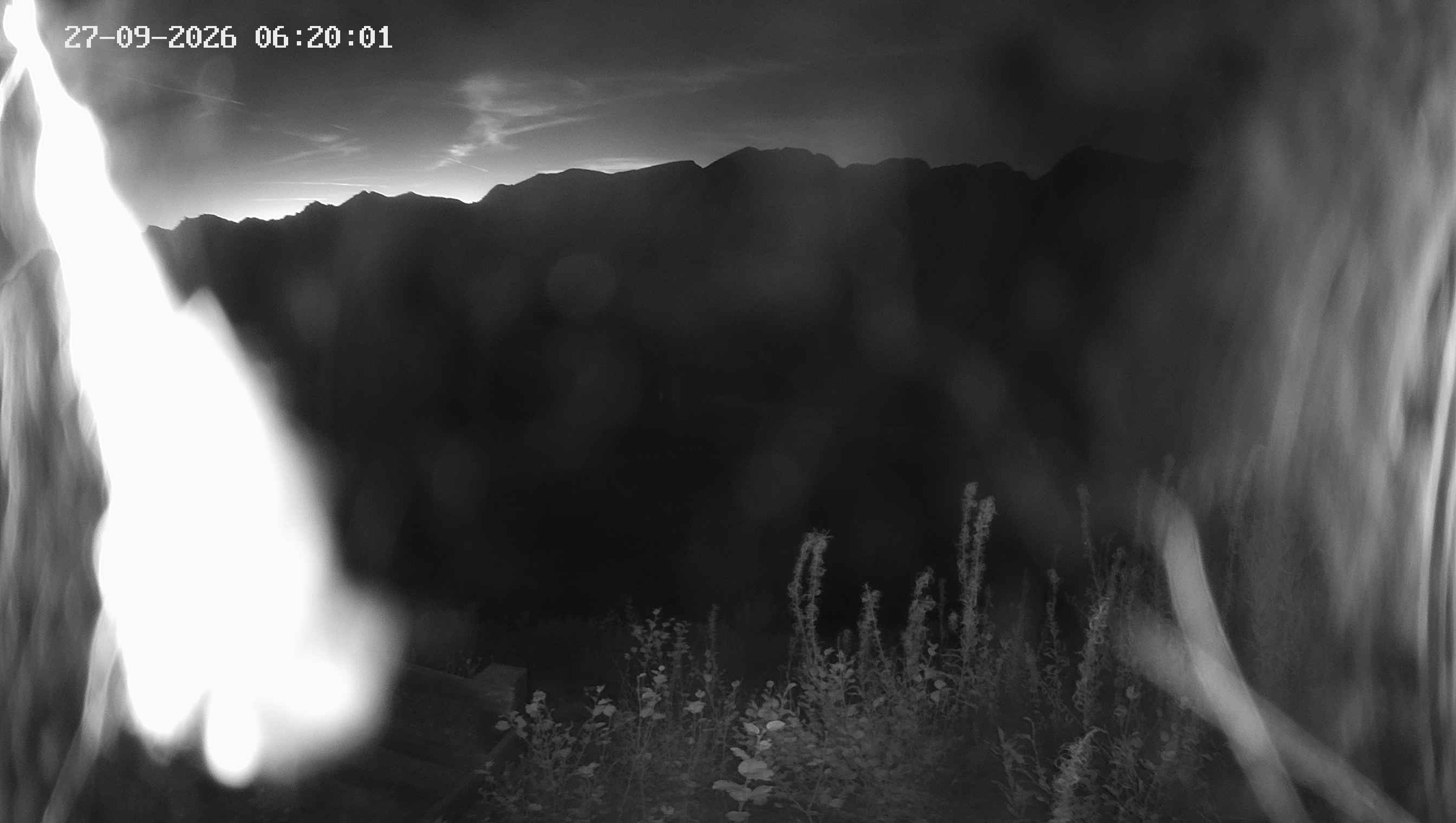 Archiv Foto Webcam Ladurns - Edelweißhütte