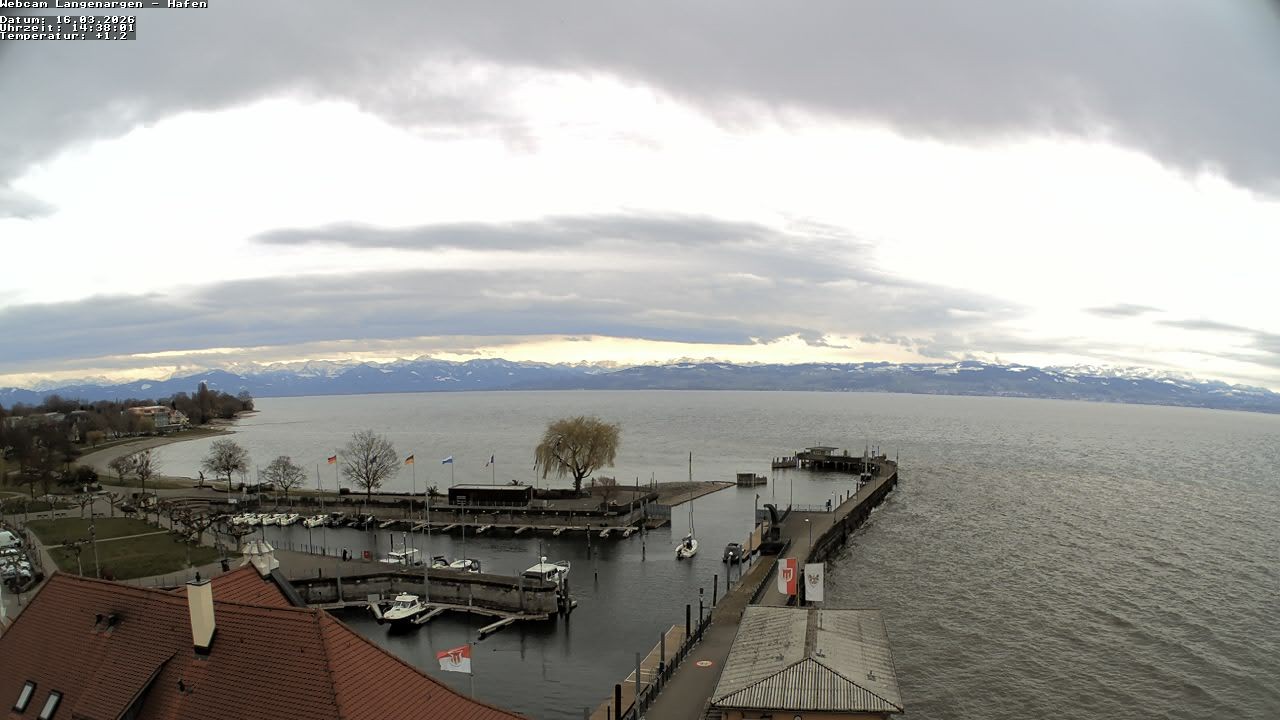 Archiv Foto Webcam Bodensee: Gemeindehafen Langenargen