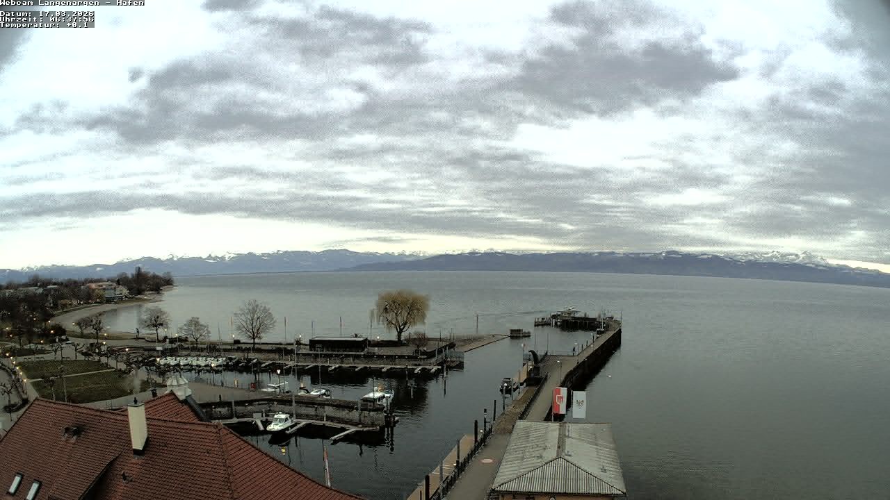 Archiv Foto Webcam Bodensee: Gemeindehafen Langenargen