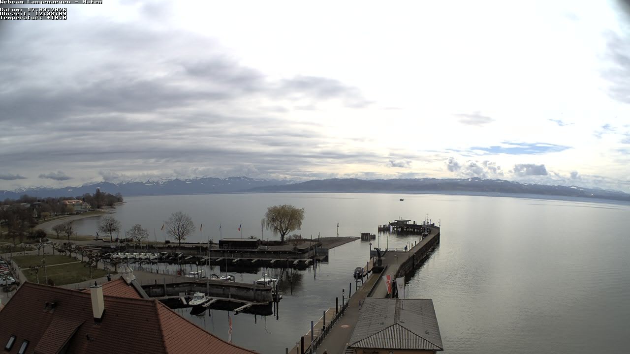 Archiv Foto Webcam Bodensee: Gemeindehafen Langenargen