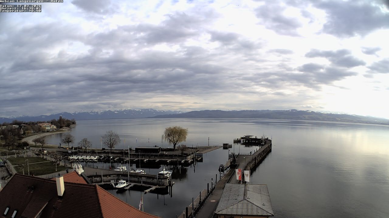 Archiv Foto Webcam Bodensee: Gemeindehafen Langenargen