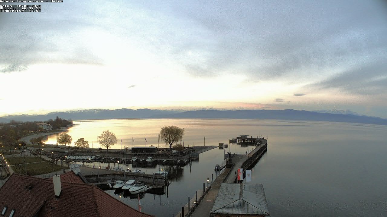 Archiv Foto Webcam Bodensee: Gemeindehafen Langenargen