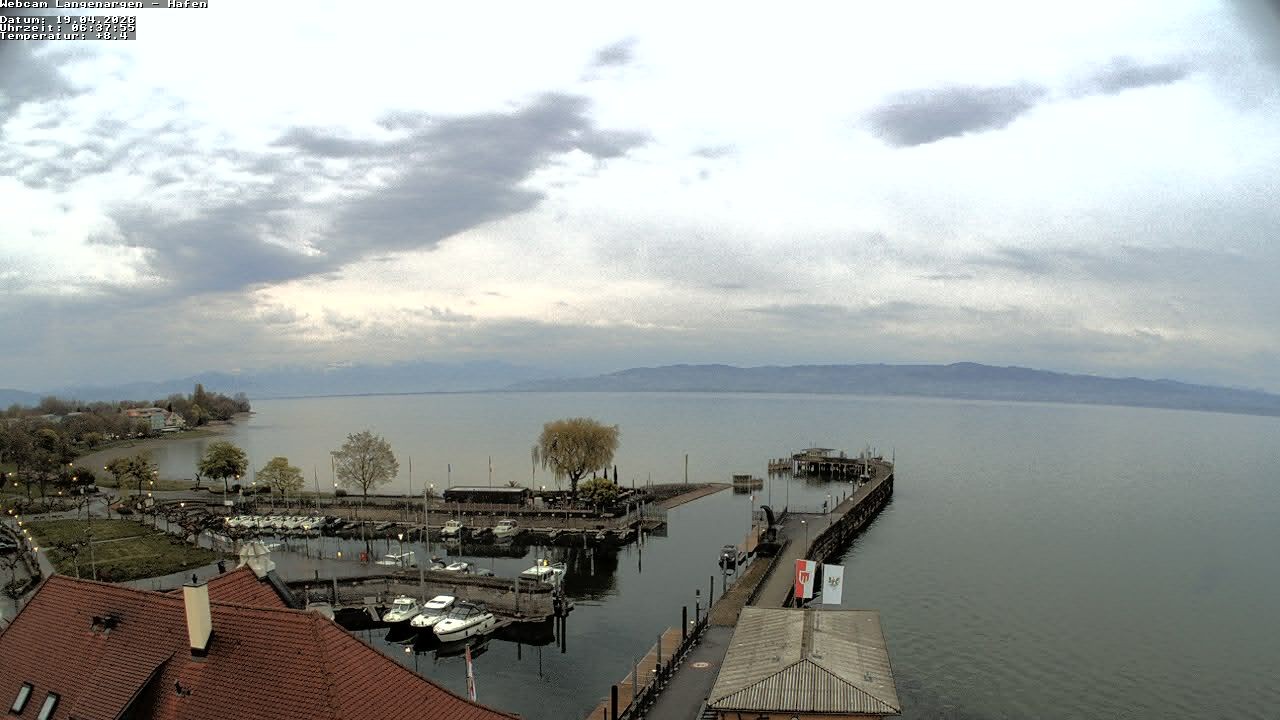 Archiv Foto Webcam Bodensee: Gemeindehafen Langenargen