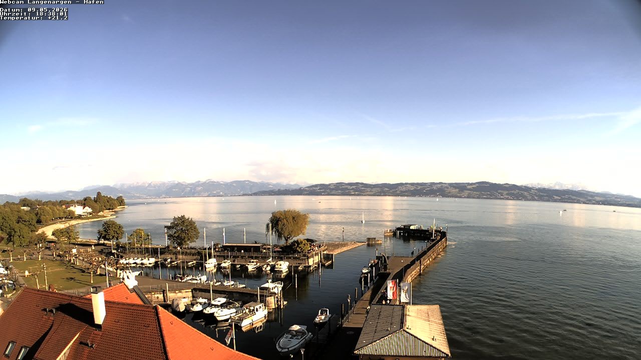 Archiv Foto Webcam Bodensee: Gemeindehafen Langenargen
