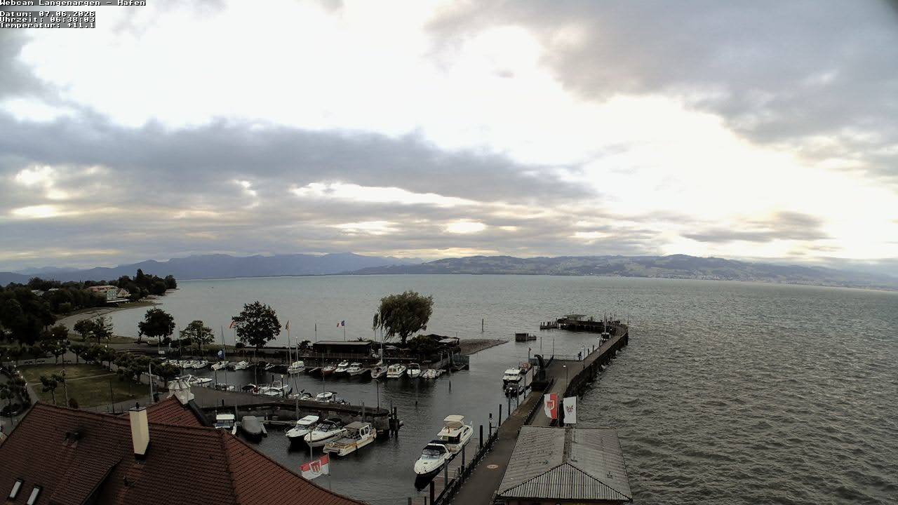Archiv Foto Webcam Bodensee: Gemeindehafen Langenargen