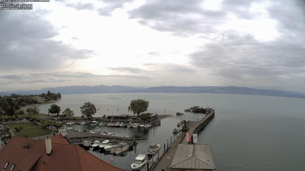 Archiv Foto Webcam Bodensee: Gemeindehafen Langenargen