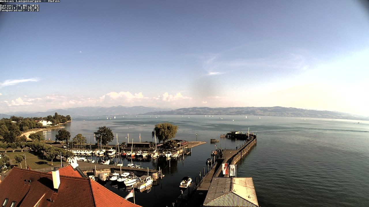 Archiv Foto Webcam Bodensee: Gemeindehafen Langenargen