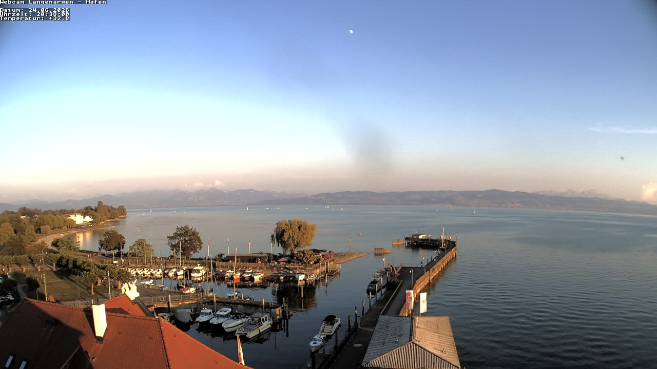 Archiv Foto Webcam Bodensee: Gemeindehafen Langenargen