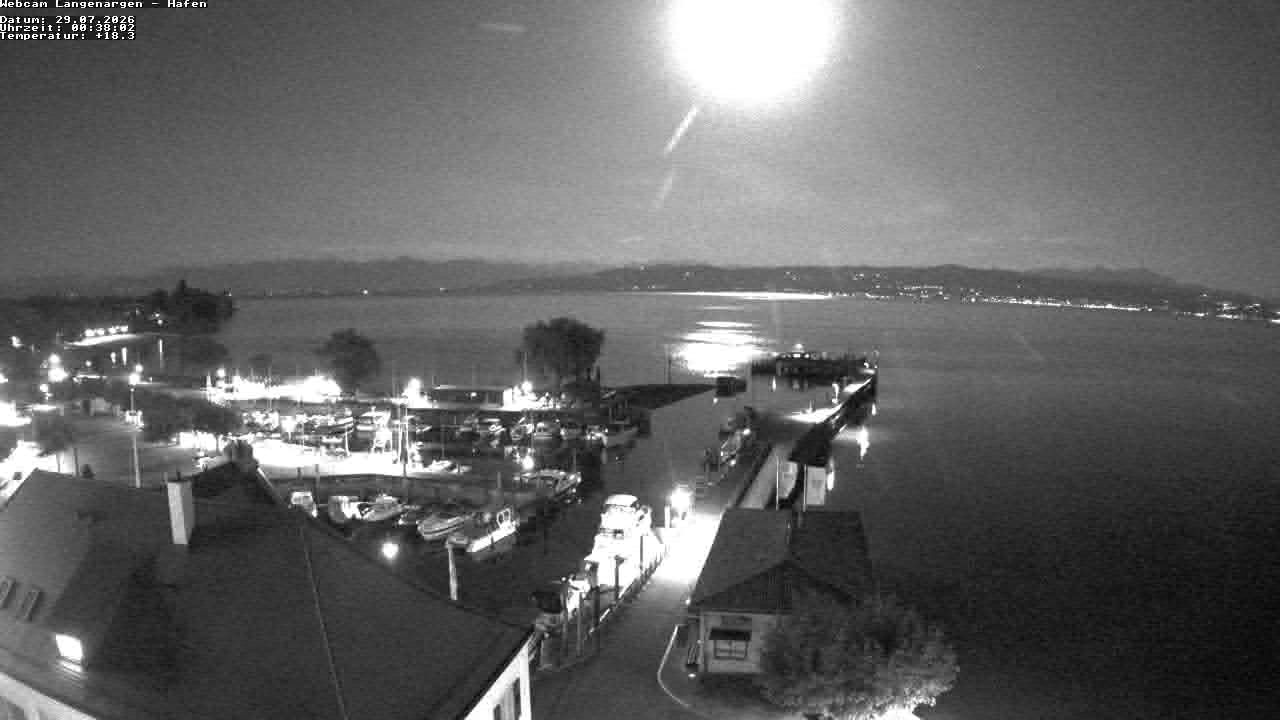 Archiv Foto Webcam Bodensee: Gemeindehafen Langenargen
