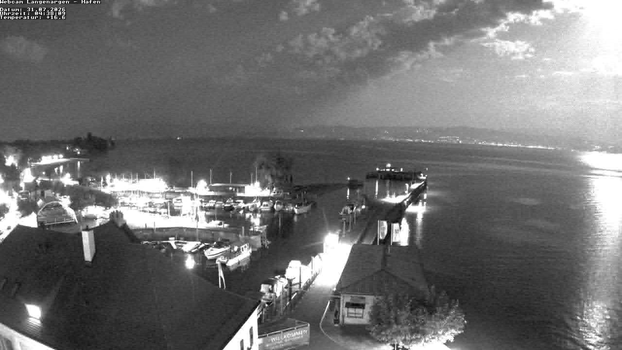 Archiv Foto Webcam Bodensee: Gemeindehafen Langenargen