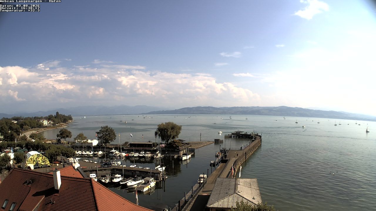 Archiv Foto Webcam Bodensee: Gemeindehafen Langenargen