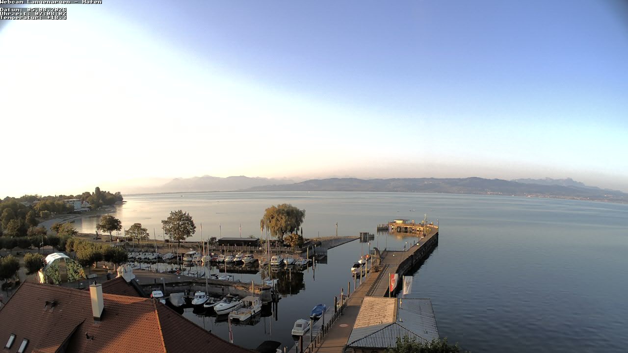 Archiv Foto Webcam Bodensee: Gemeindehafen Langenargen