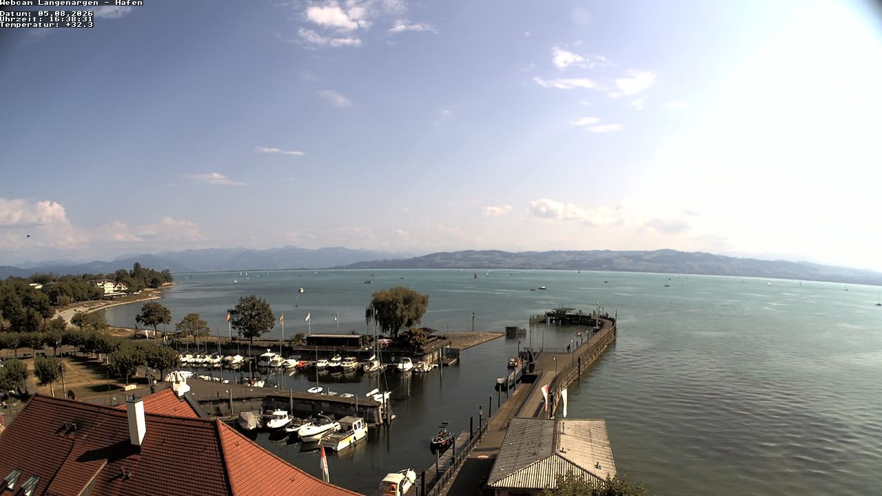 Archiv Foto Webcam Bodensee: Gemeindehafen Langenargen