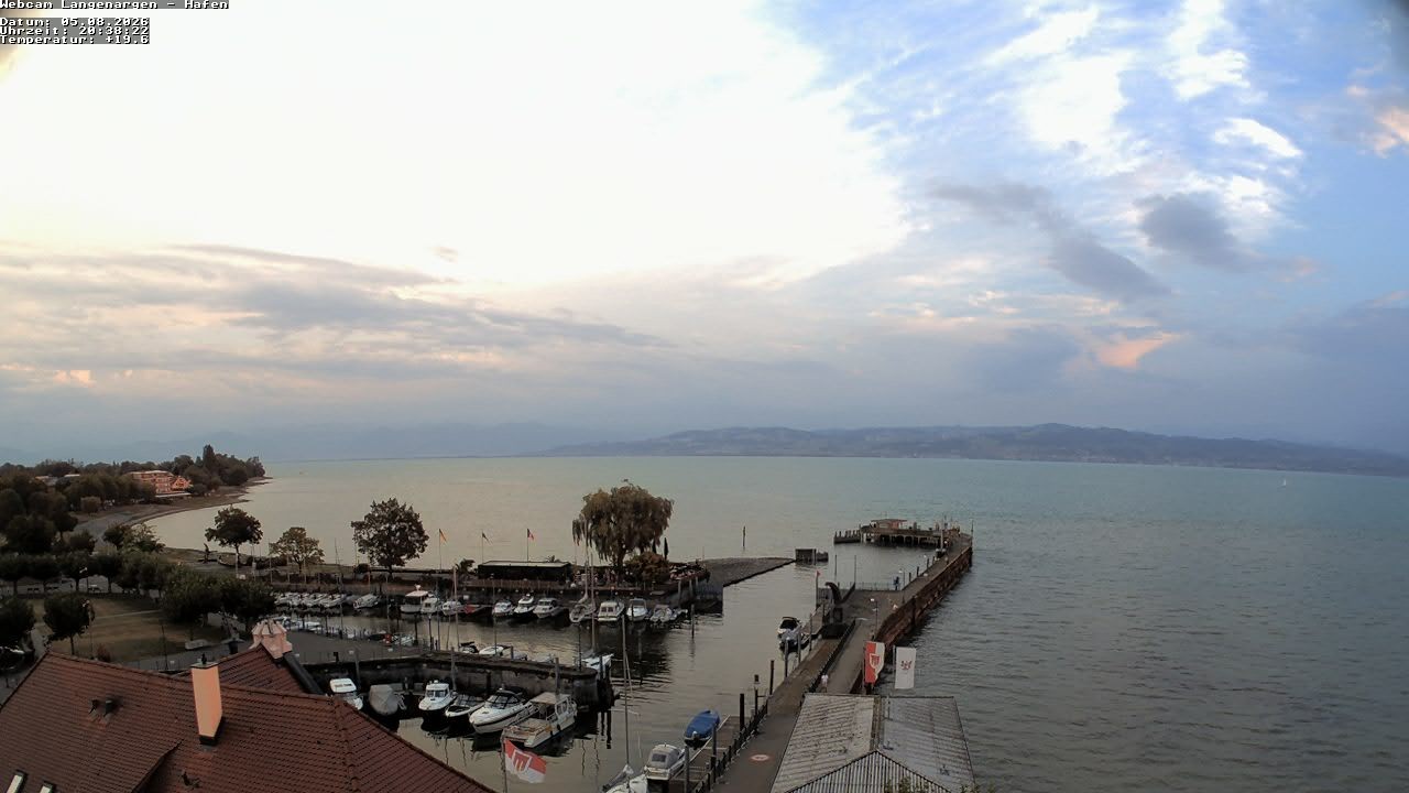 Archiv Foto Webcam Bodensee: Gemeindehafen Langenargen