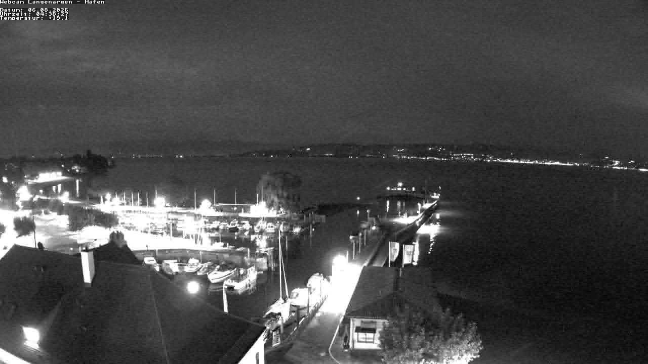 Archiv Foto Webcam Bodensee: Gemeindehafen Langenargen