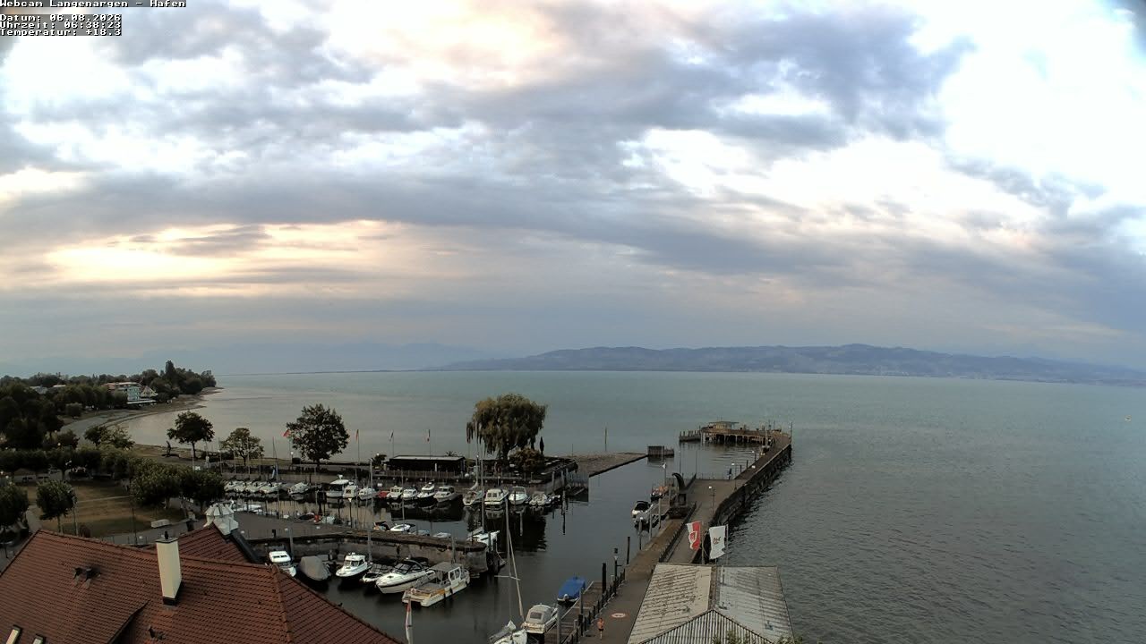 Archiv Foto Webcam Bodensee: Gemeindehafen Langenargen