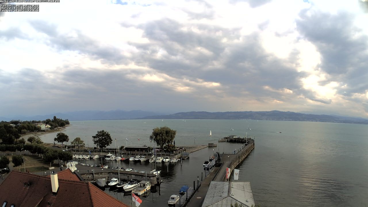 Archiv Foto Webcam Bodensee: Gemeindehafen Langenargen
