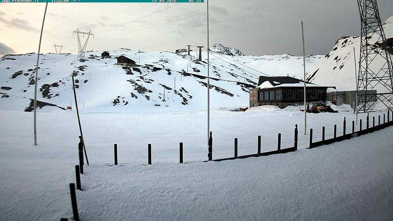 Archiv Foto Webcam Passhöhe Stilfserjoch