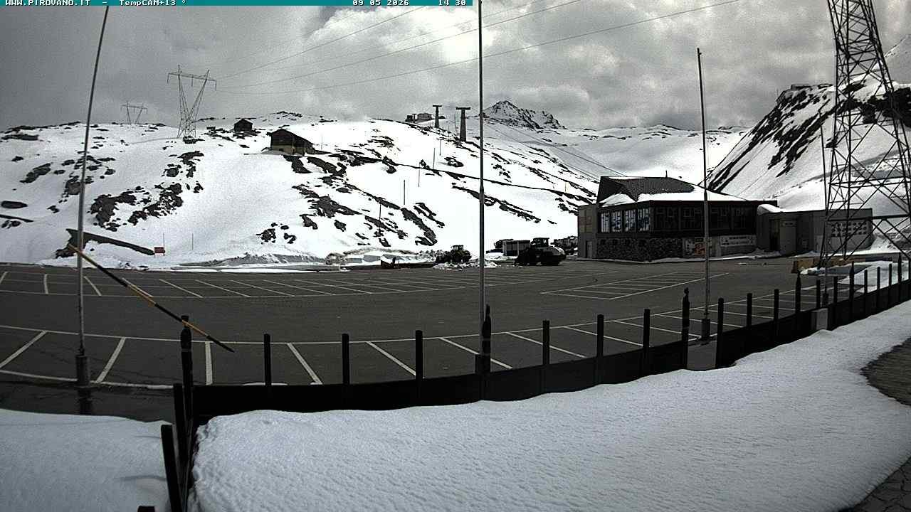 Archived image Webcam Mountain Pass Stilfserjoch, Bormio