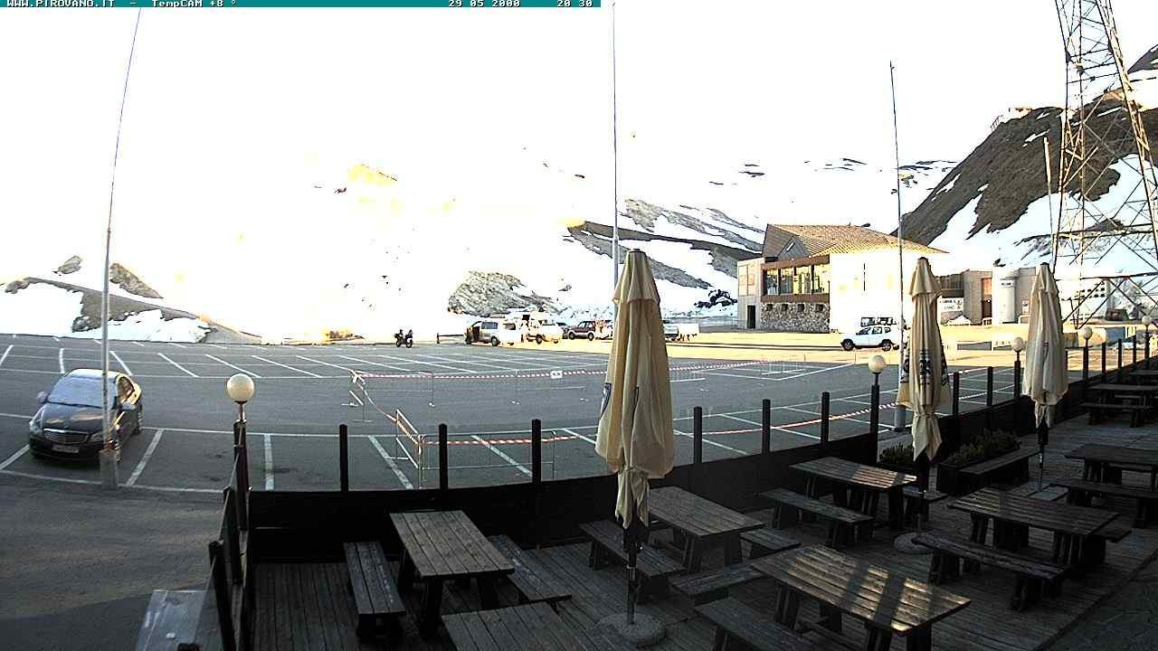 Archiv Foto Webcam Passhöhe Stilfserjoch