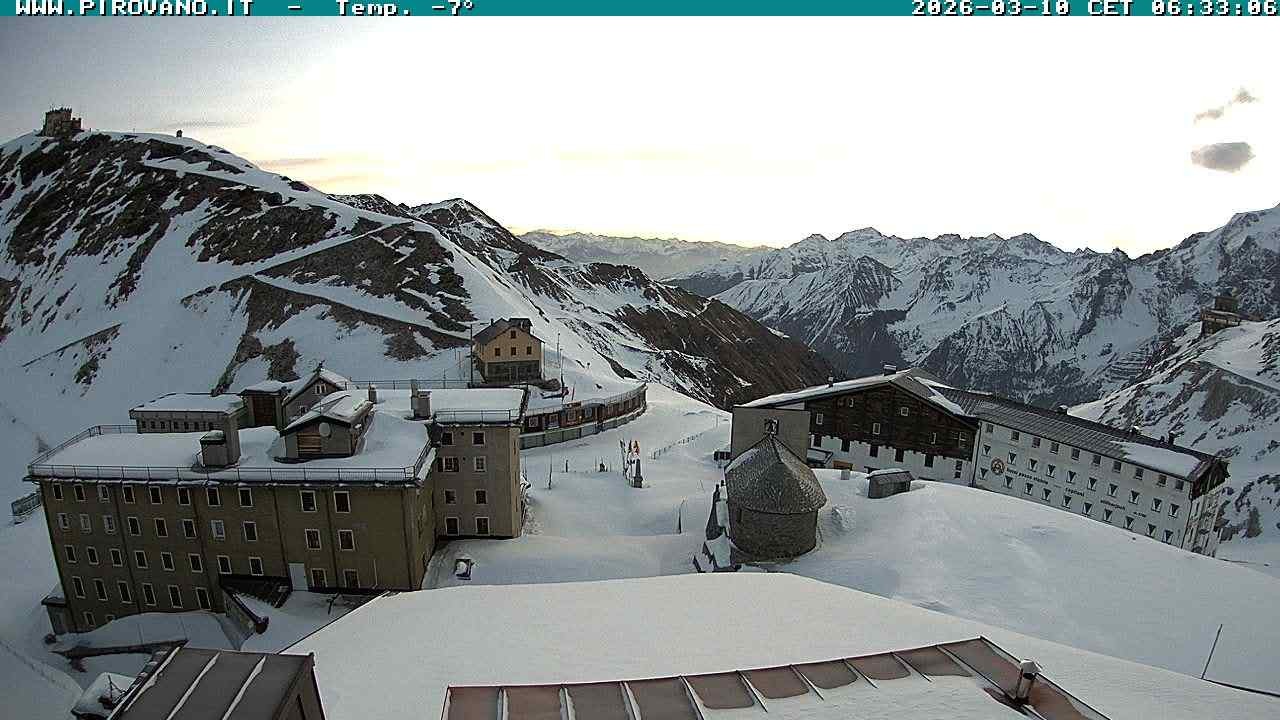 Archiv Foto Webcam Stilfserjoch, Albergo Quarto Pirovano