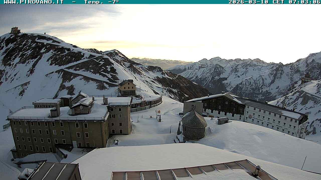 Archiv Foto Webcam Stilfserjoch, Albergo Quarto Pirovano