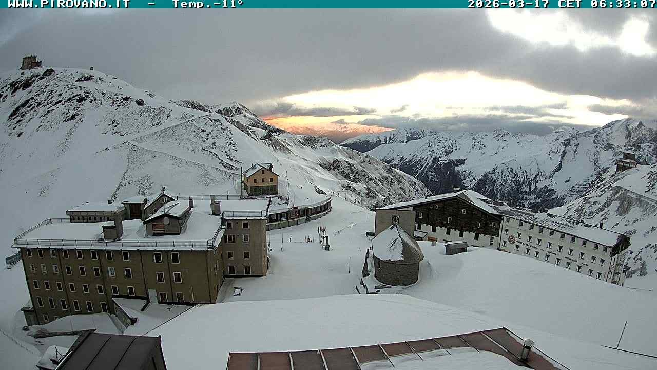 Archiv Foto Webcam Stilfserjoch, Albergo Quarto Pirovano