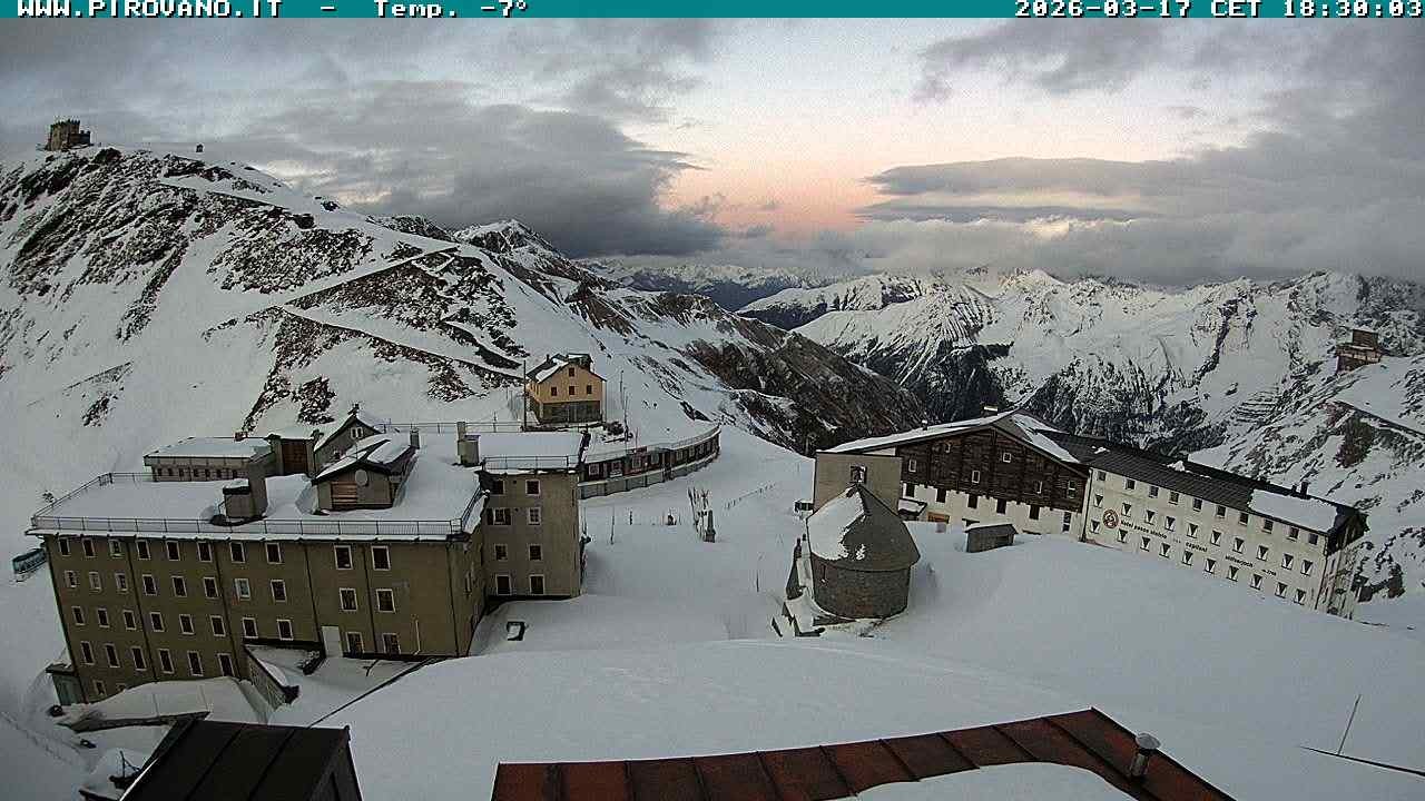 Archiv Foto Webcam Stilfserjoch, Albergo Quarto Pirovano