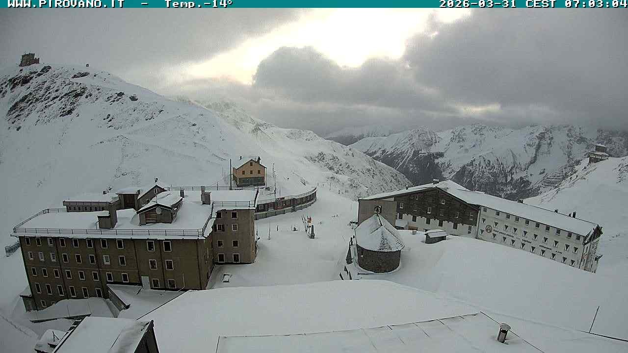 Archiv Foto Webcam Stilfserjoch, Albergo Quarto Pirovano