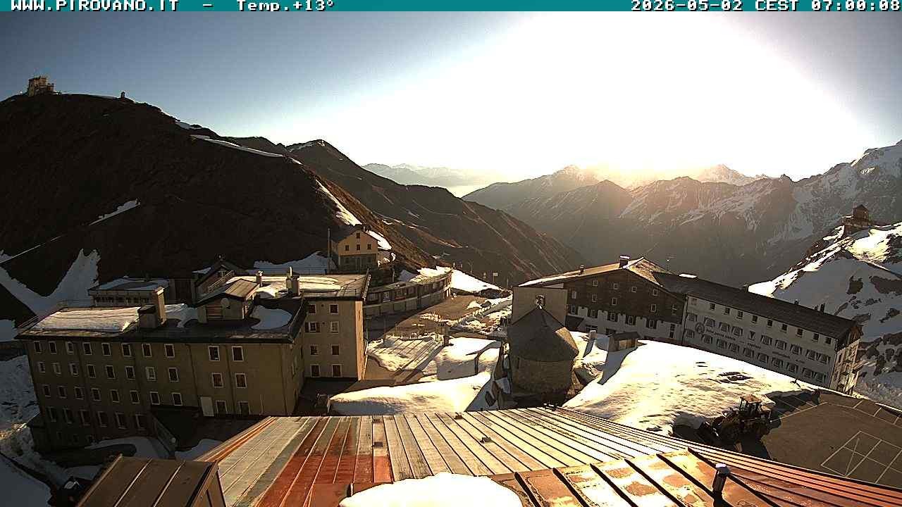 Archiv Foto Webcam Stilfserjoch, Albergo Quarto Pirovano