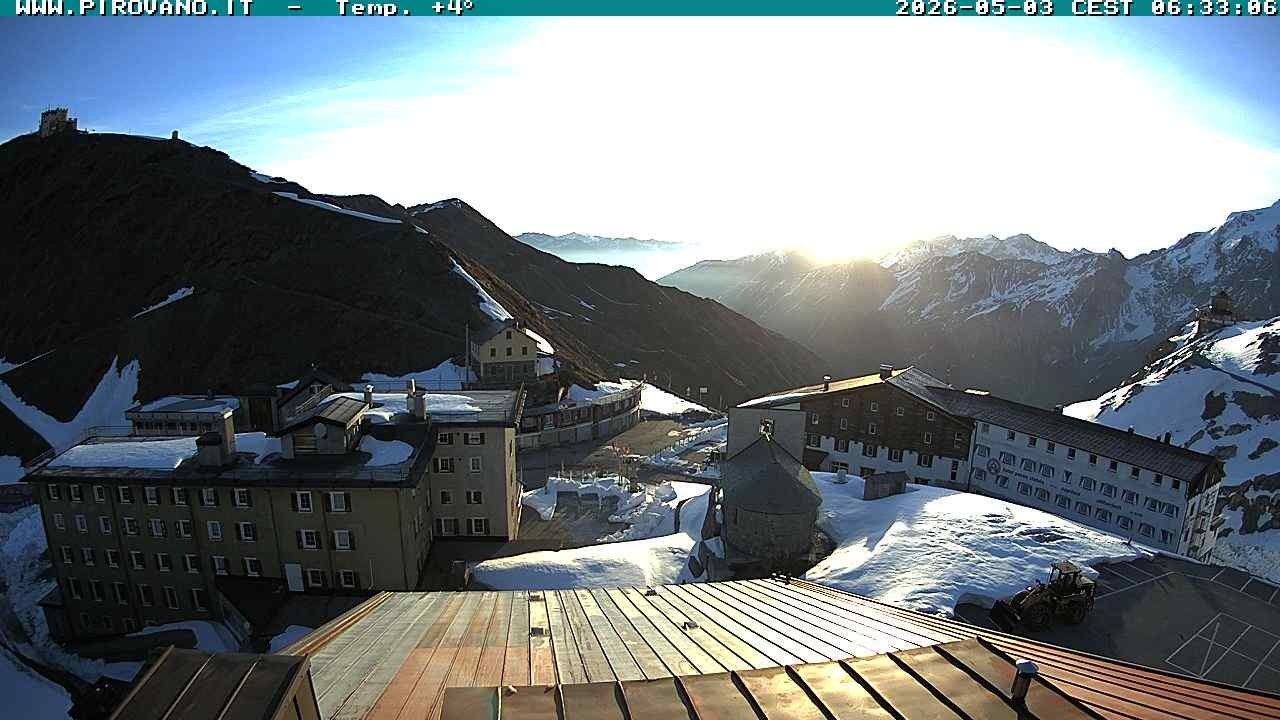 Archiv Foto Webcam Stilfserjoch, Albergo Quarto Pirovano