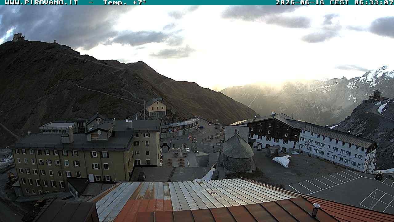 Archiv Foto Webcam Stilfserjoch, Albergo Quarto Pirovano