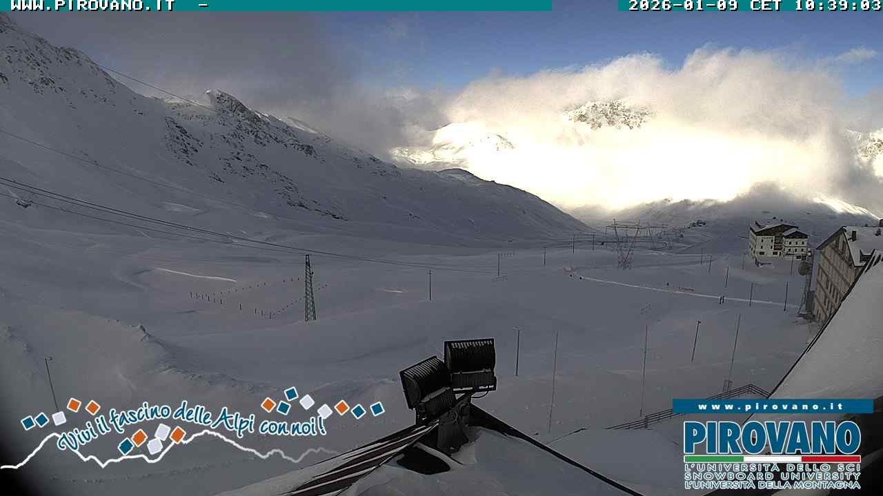 Archiv Foto Webcam Passhöhe Stilfserjoch, Valle del Braulio