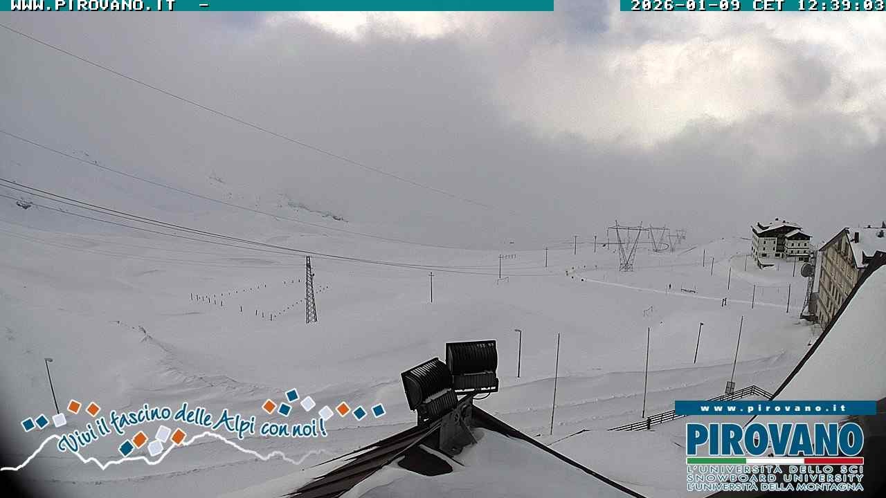 Archiv Foto Webcam Passhöhe Stilfserjoch, Valle del Braulio
