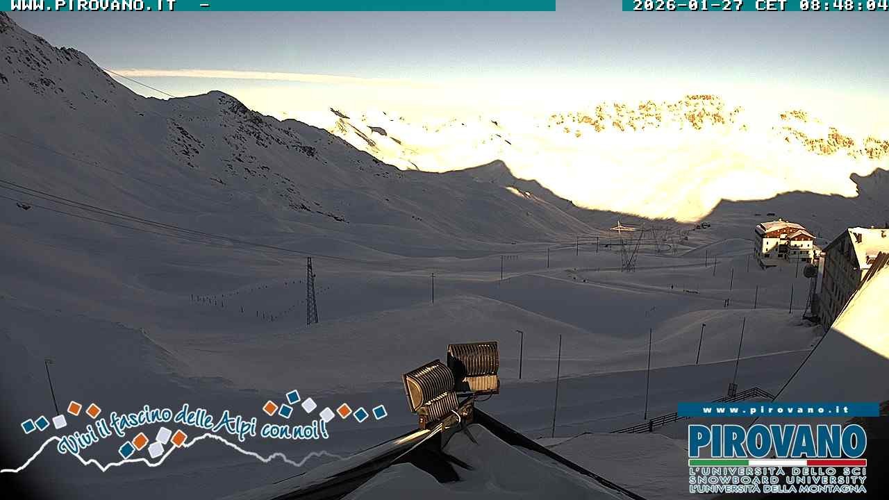 Archiv Foto Webcam Passhöhe Stilfserjoch, Valle del Braulio