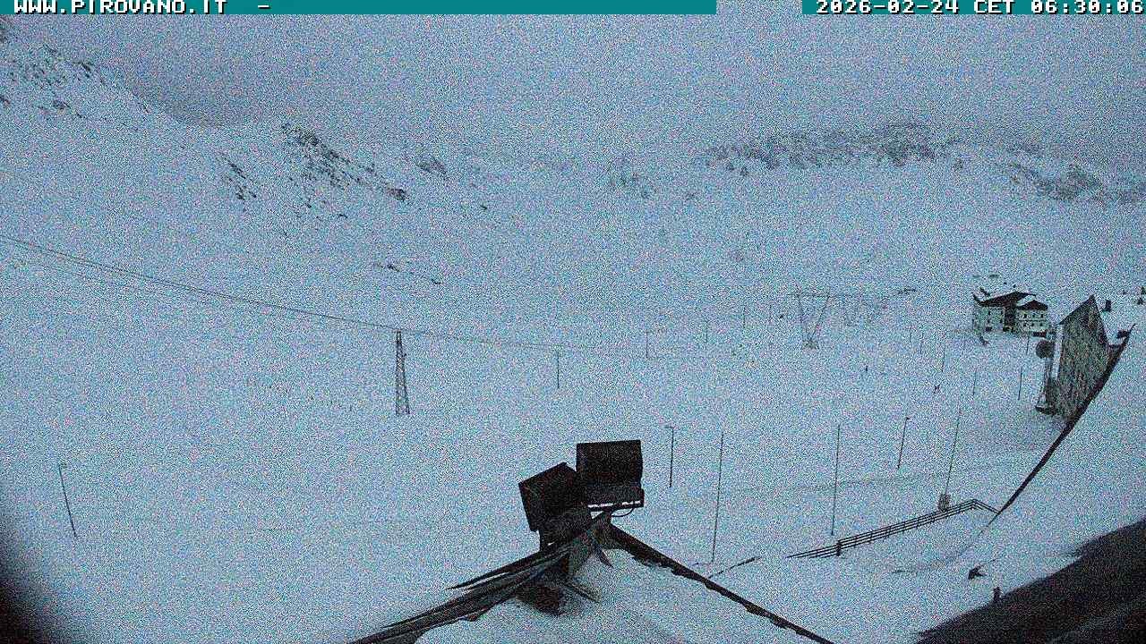 Archiv Foto Webcam Passhöhe Stilfserjoch, Valle del Braulio