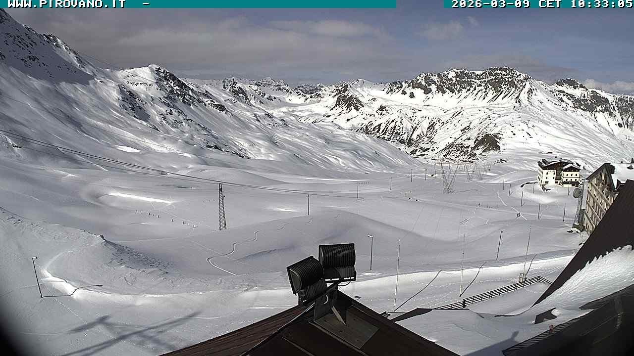 Archiv Foto Webcam Passhöhe Stilfserjoch, Valle del Braulio