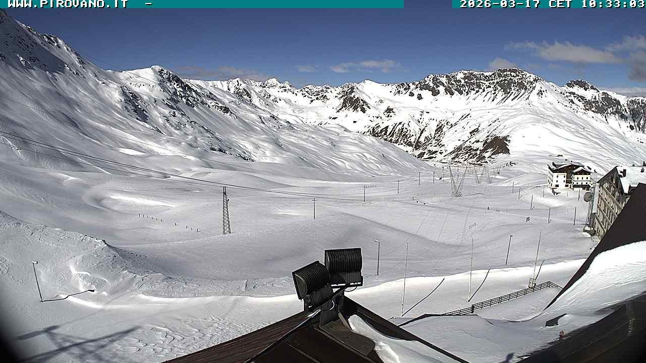 Archiv Foto Webcam Passhöhe Stilfserjoch, Valle del Braulio