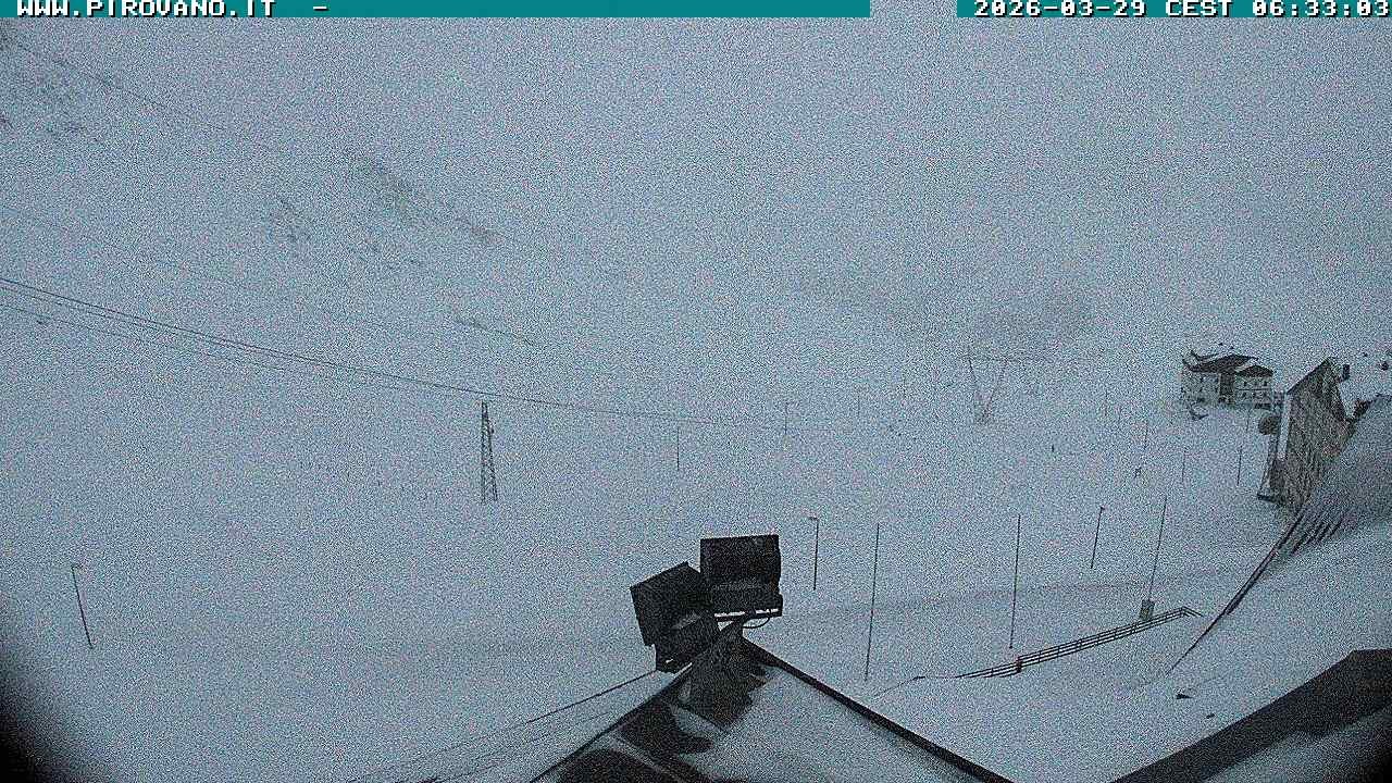Archiv Foto Webcam Passhöhe Stilfserjoch, Valle del Braulio