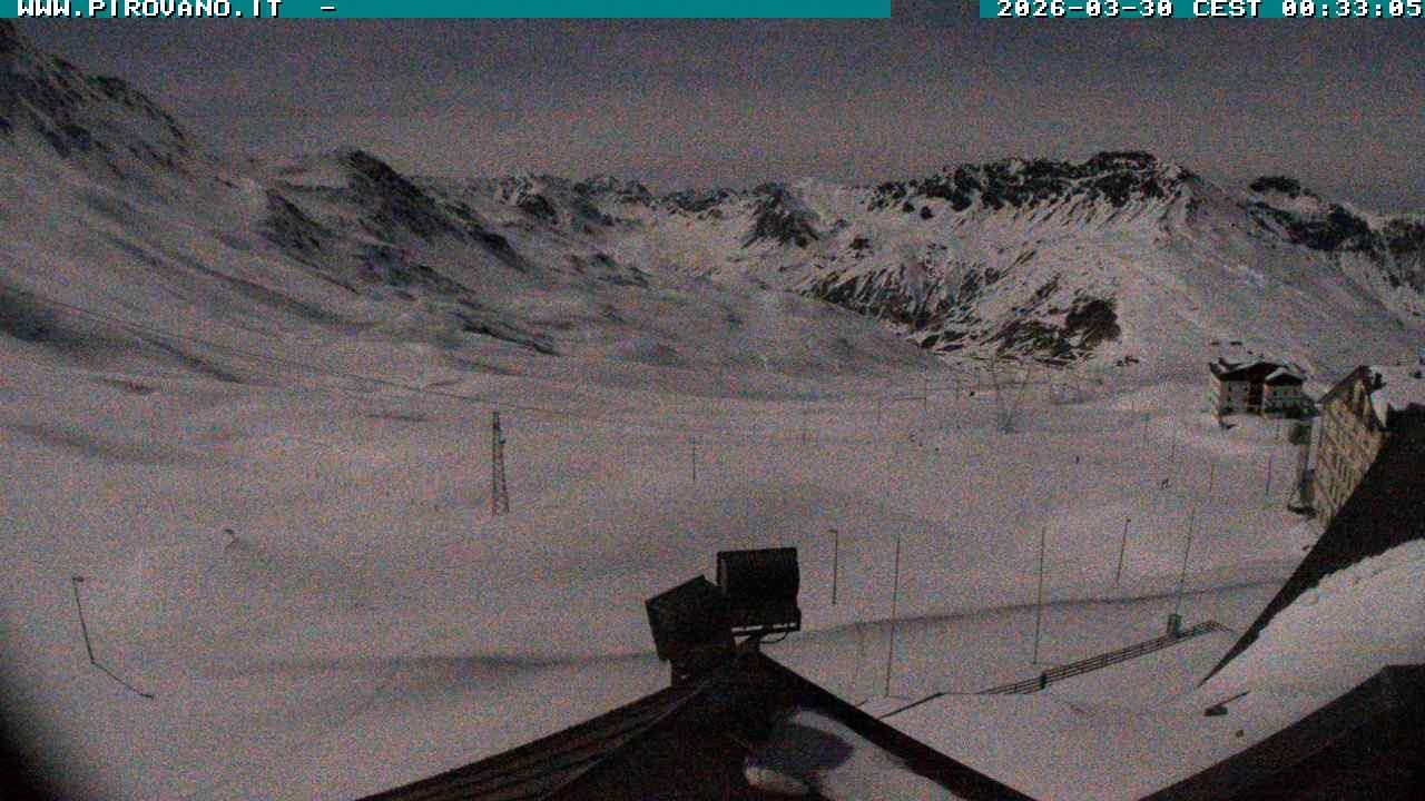 Archiv Foto Webcam Passhöhe Stilfserjoch, Valle del Braulio