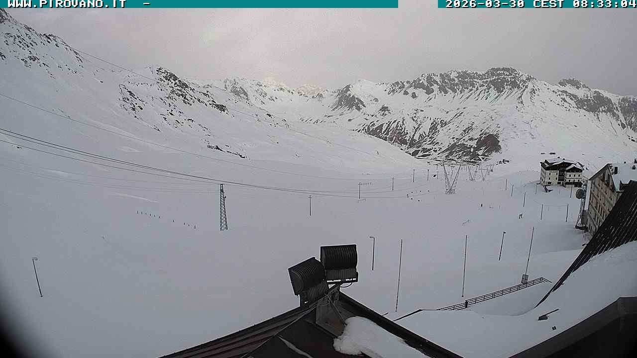 Archiv Foto Webcam Passhöhe Stilfserjoch, Valle del Braulio