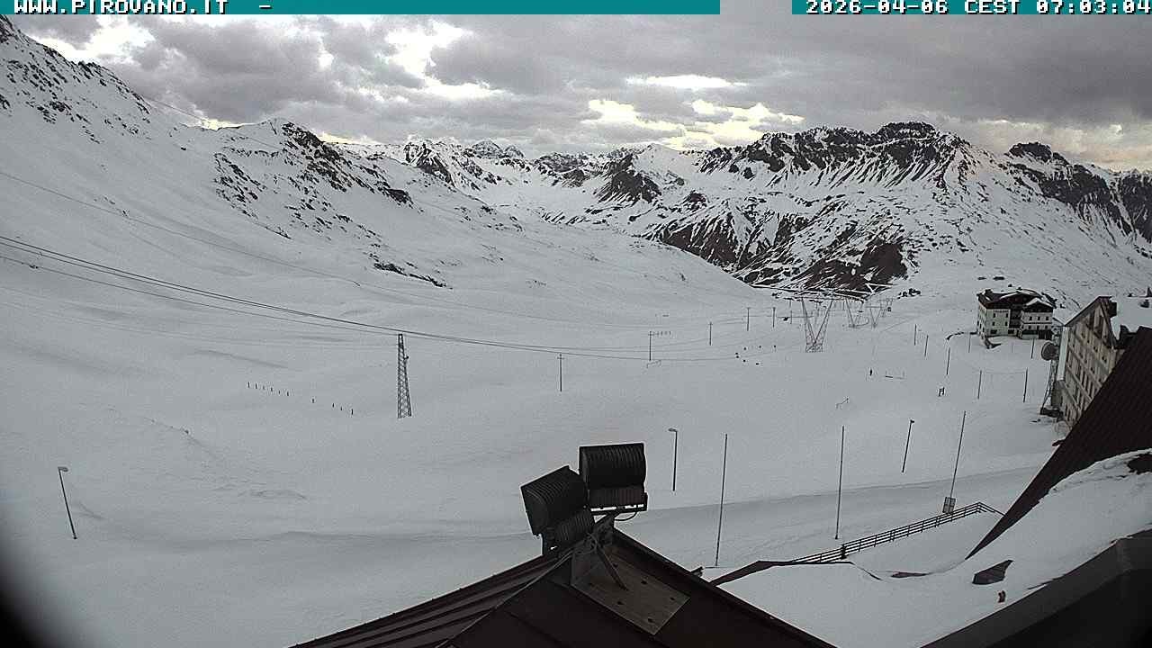 Archived image Webcam Valle del Braulio, Passo Stelvio