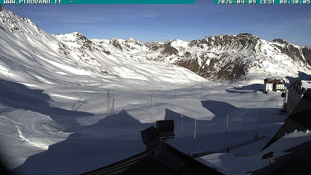 Archiv Foto Webcam Passhöhe Stilfserjoch, Valle del Braulio