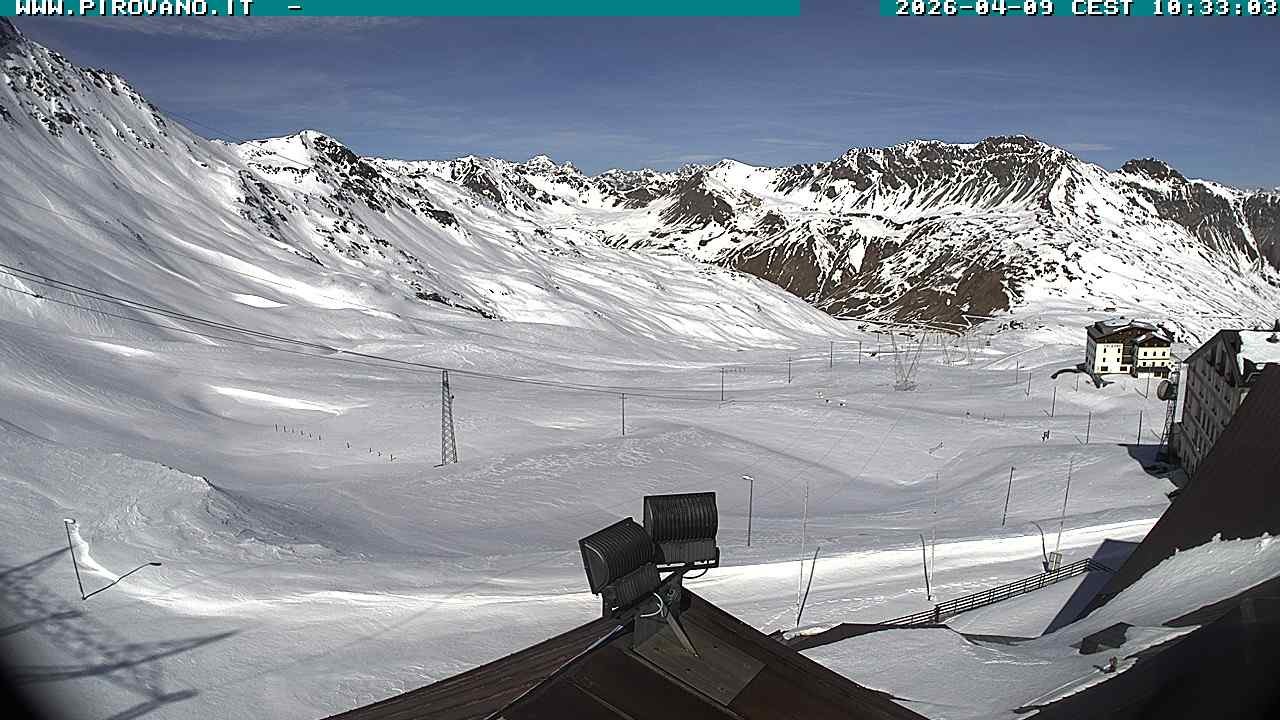 Archiv Foto Webcam Passhöhe Stilfserjoch, Valle del Braulio